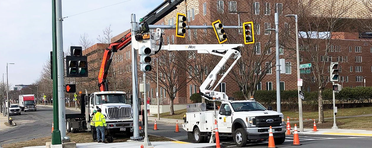 Maine Traffic Signal Overhaul Will Be 100 IBEW IBEW Local 567